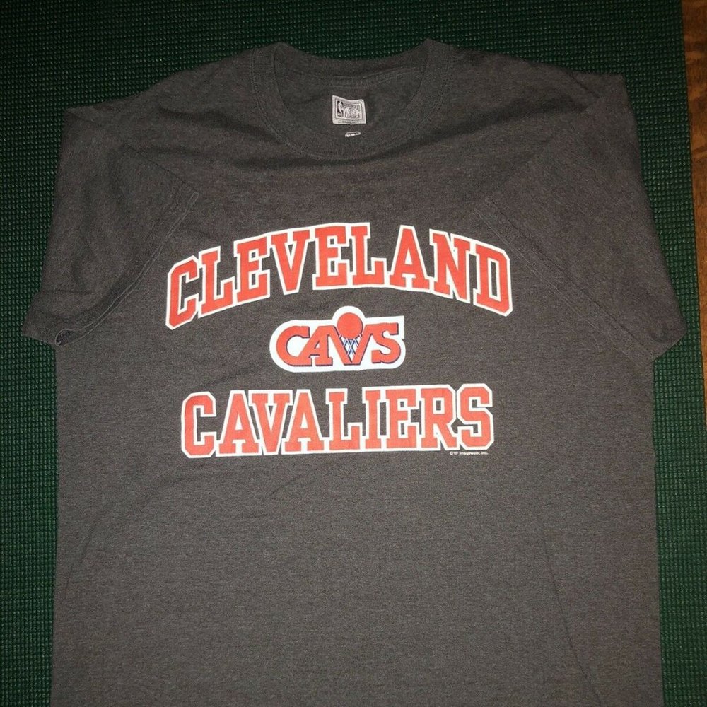 🏢🏀 LeBron James Harden Vintage 80s Logo Cleveland Cavaliers Shirt Mens M 🏀🏢